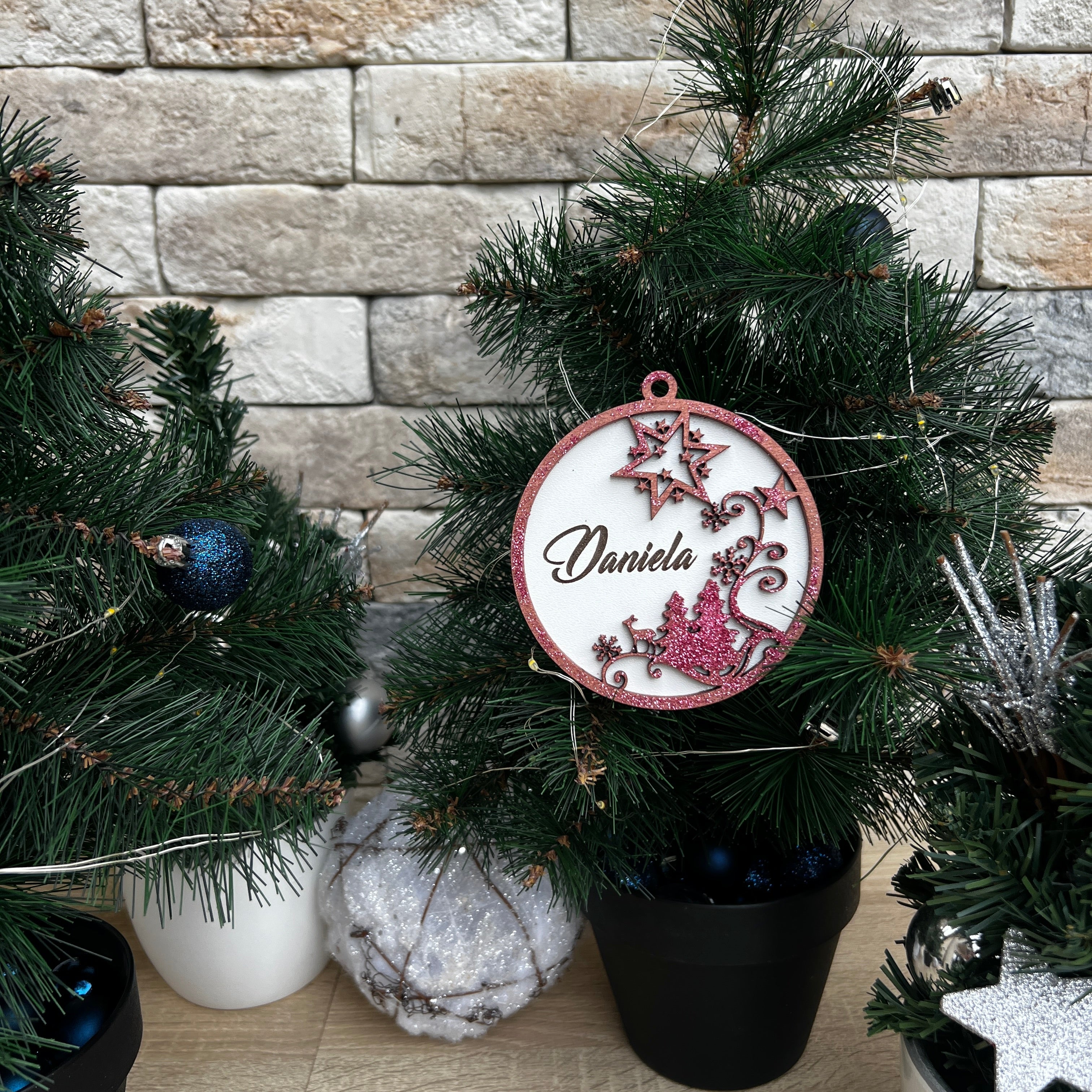 Glob personalizat cu brazi