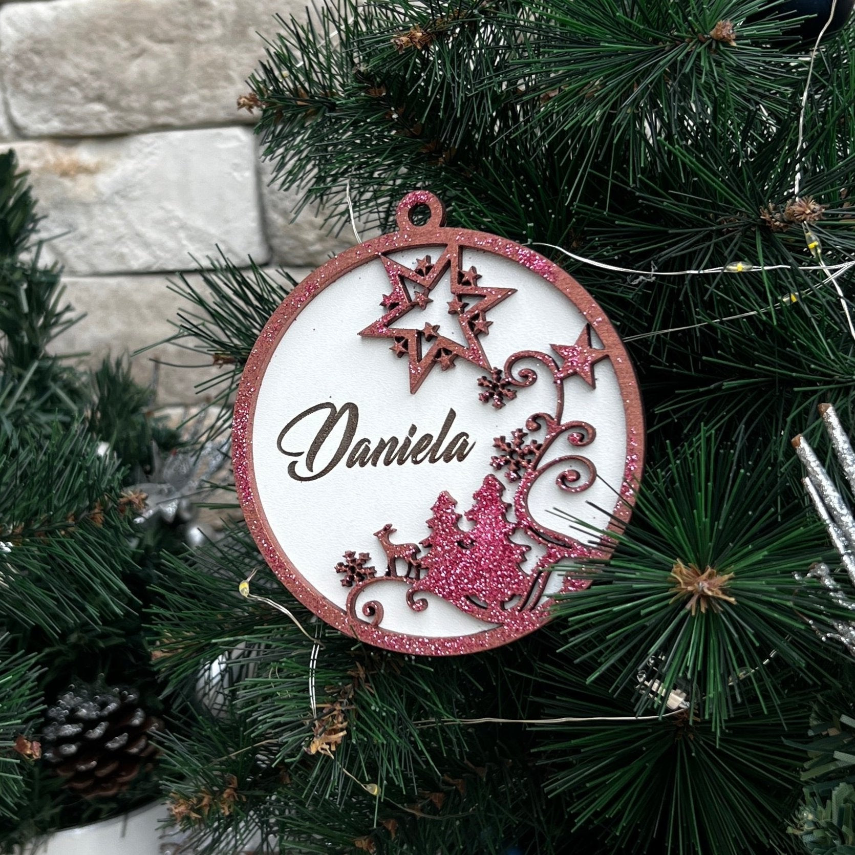 Glob personalizat cu brazi